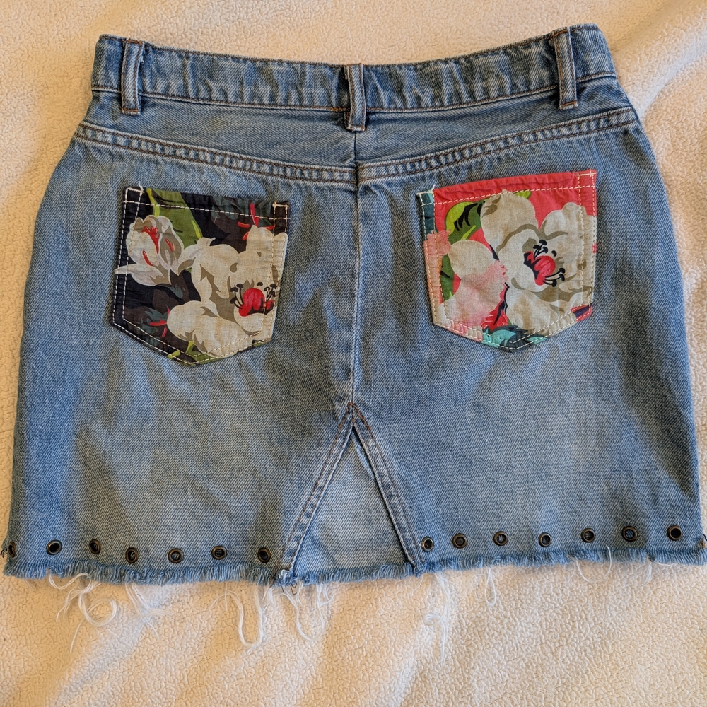GUESS Micro Mini Skirt